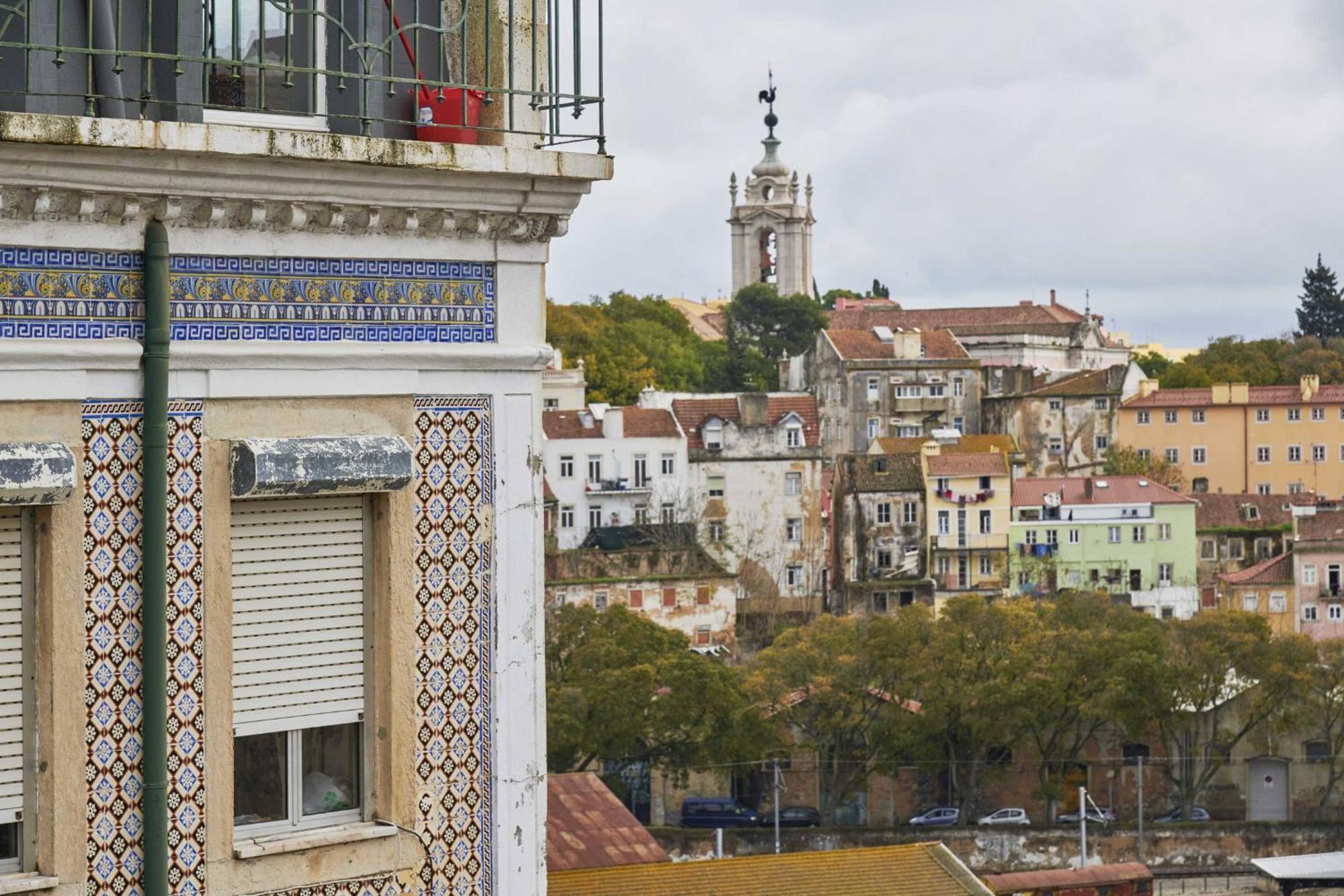 Alcantara Like A Local Lisbon Exterior photo